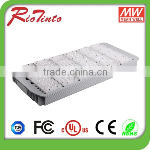 Hot Selling Aluminum Lamp Body Material High Power 200W-300W Street Lamps With Meanwell Driver photo-3