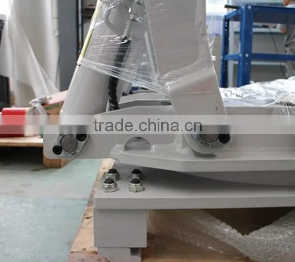 360 Degree Rotating Forklift With Clamp for Paper Roll photo-2