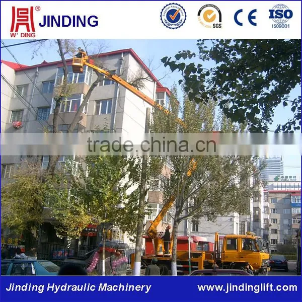 Automobile Mounted Articulated Boom Lift Platform Machine for Aerial Working