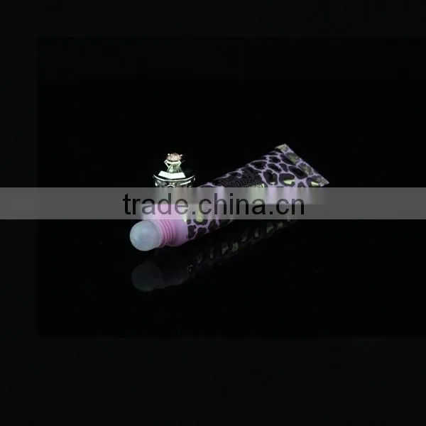 Black Lipstick Tube With Crown Cap With Foil Printing photo-3