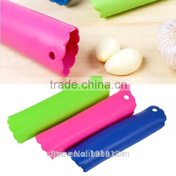 New Arrival Magic Silicone Garlic Peeler Peel Easy Useful Kitchen Tools Send Random