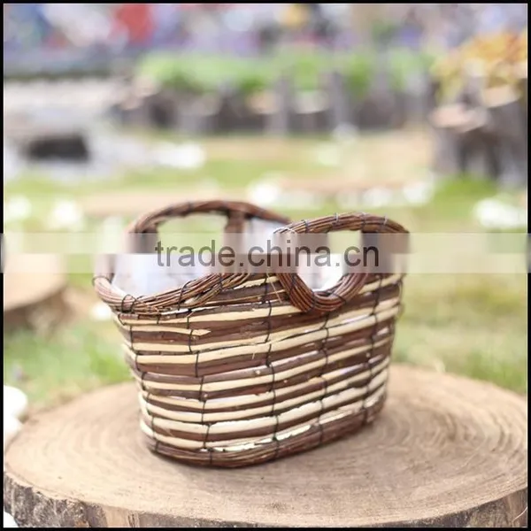 Handbag Shape Wicker Basket photo-6