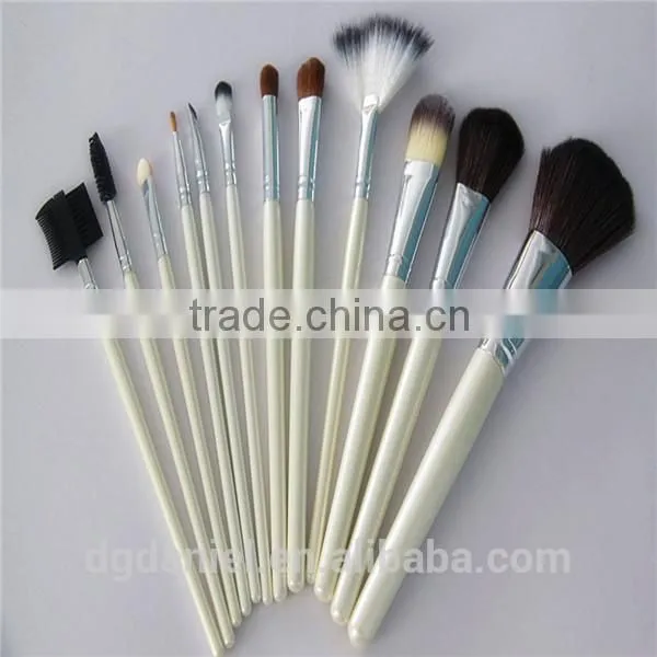 Soft Synthetic Makeup Brush With Flower PU Pouch 12pieces photo-5
