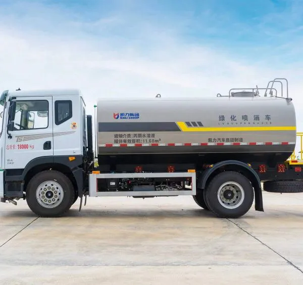 371 HOWO Water Tanker Vehicle 25 Cbm Watering Cart for Sale Stainless Steel Custom Diesel Marketing Tank Engine Truck photo-5