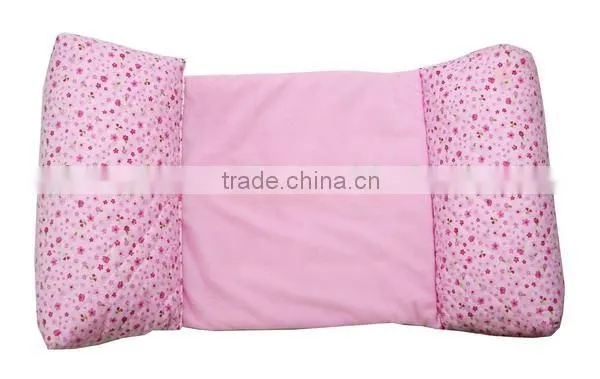 Throw Pillows/Particles Pillows/Pillows: