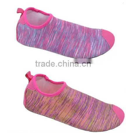 Women and Men Quick Drying Aqua Water Shoes photo-2