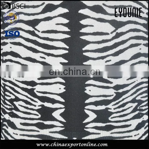 2017 Zebra Pattern Elastic Jacquard Deep V-neck Cardigan photo-5