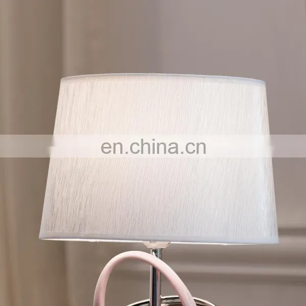 Japan Unique Ceramic Desk Lamp Hotel Bedside Cheap Custom Nordic Pink Nightstand Lamp With Logo photo-2