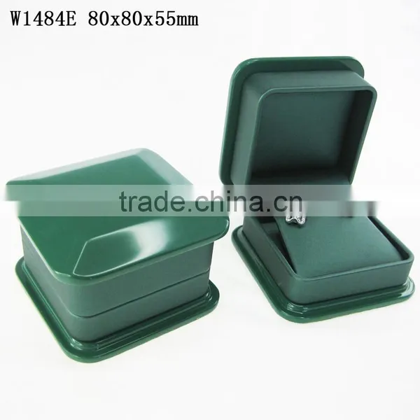 Luxury Lacquer Green Wooden Watch Gift Packaging Display Box Faux Leather Lining photo-3