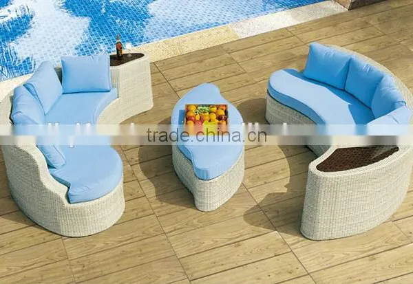 Quality White PE Rattan Outdoor Sofa Set for Wedding Party Events LQ-A613 photo-2