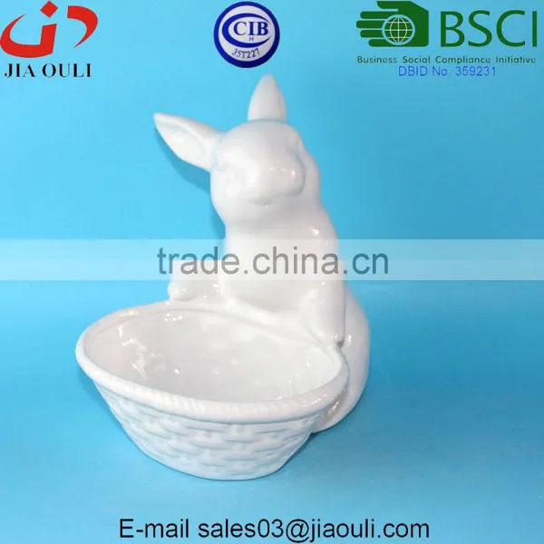 BSCI Audit Factory Popular Easter Decorations Ceramic Bunny With Basket , Lovely Rabbit Figurines photo-3