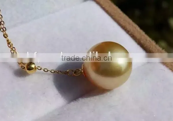 18k Gold 9-10mm Gold South Sea Pearl Pendant
