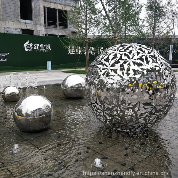 Garden Laser Hollow Sphere Sculpture photo-3