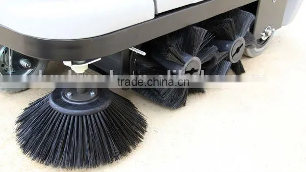 Ride-on Sweeper Brush photo-3