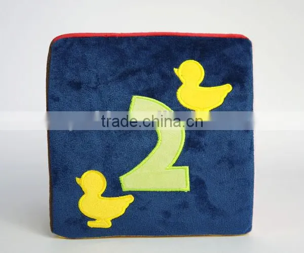 Fun Educational Stuffed Rattle Cube Toys/Plush Baby Rattle Block/Soft Stuffed Colorful Cube Rattle for Baby photo-2