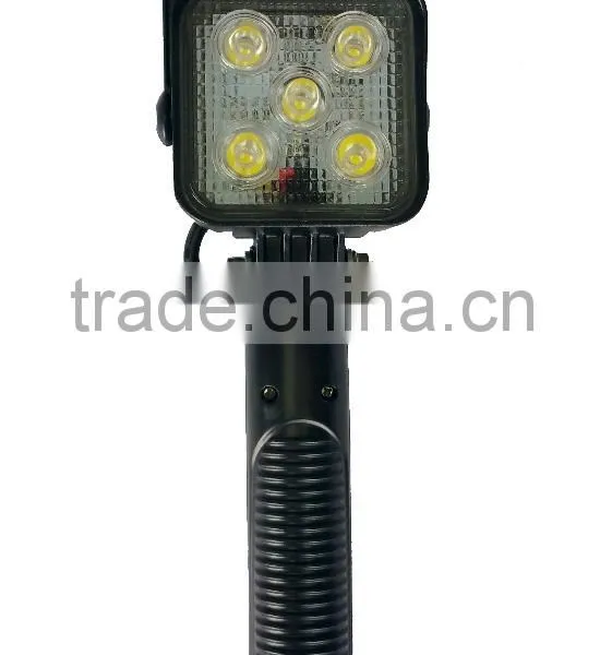 Factory Direct Offer High Quality Auto LED Light IP68 Waterproof 15W Rechargeable Portable LED Work Light photo-2