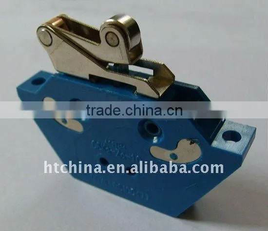 C13 magnetic travel switch