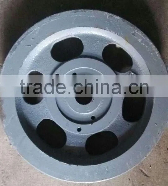China Supplier Diesel Engine Parts Flywheels for Tractor photo-3