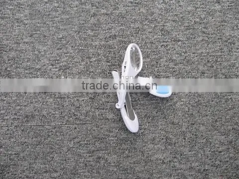3X Magnifying Lens Sure Nail Clipper With LED Light photo-3