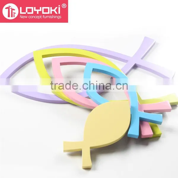 Lovely Fish Shape Wood Sticker Home Accessories 3d Wall Decoration for Kids Room Wall Murals Home Decor photo-5