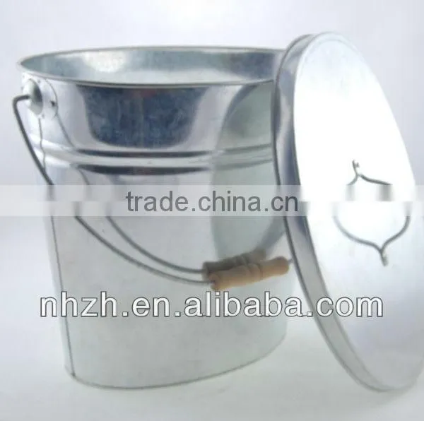 Outdoor Oval Galvanized Iron Barrels With Lid photo-3