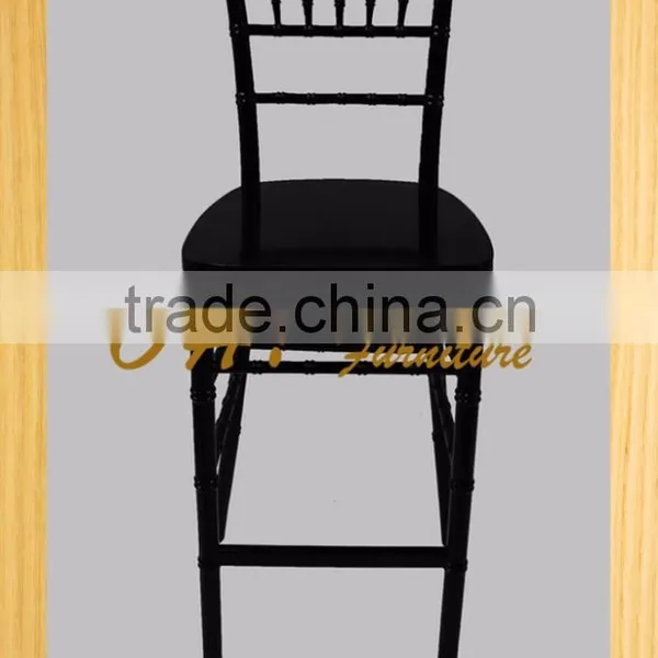 Деревянный стул типа Chiavari Tiffany на высокой стойке photo-2