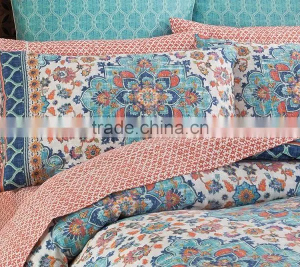 Bringing Together a Beautiful Mix of Antique and Contemporary Details Quilt Cover photo-4