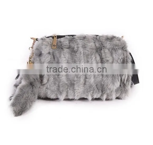 Winter Cute China Manufacturer Rabbit Fur Handbags With Low Price photo-5