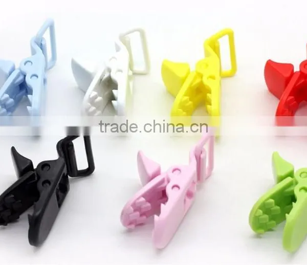 20/25mm Plastic Dummy Pacifier Clip Plastic Pacifier/Soother/Binky/Paci/Bib/Suspender/Toy Holder Clip photo-2