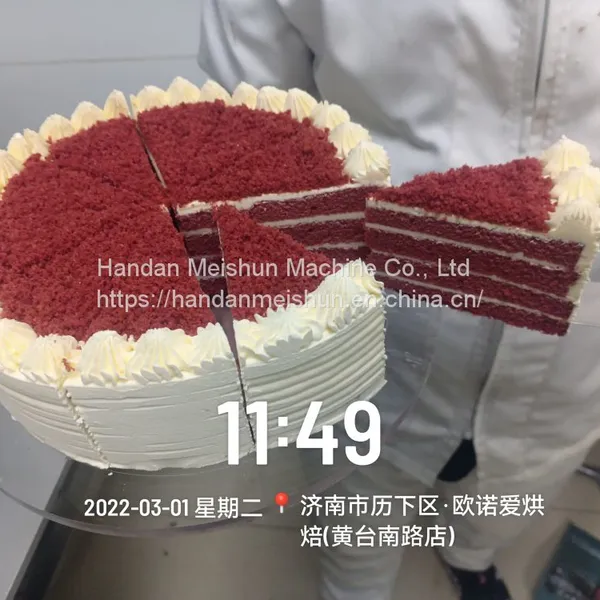 Ultrasonic Cutter Conveyor Egg Tart Machine Dough Slicing Machine photo-4