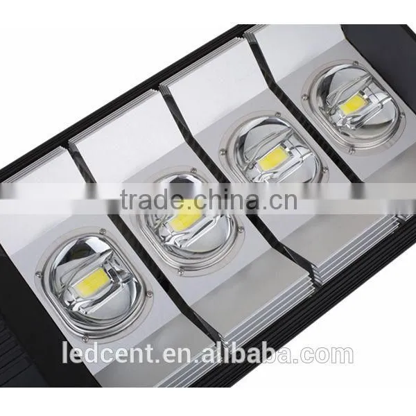 Acid Washing and Spraying Plastic Housing 200w China Led Street Light photo-2