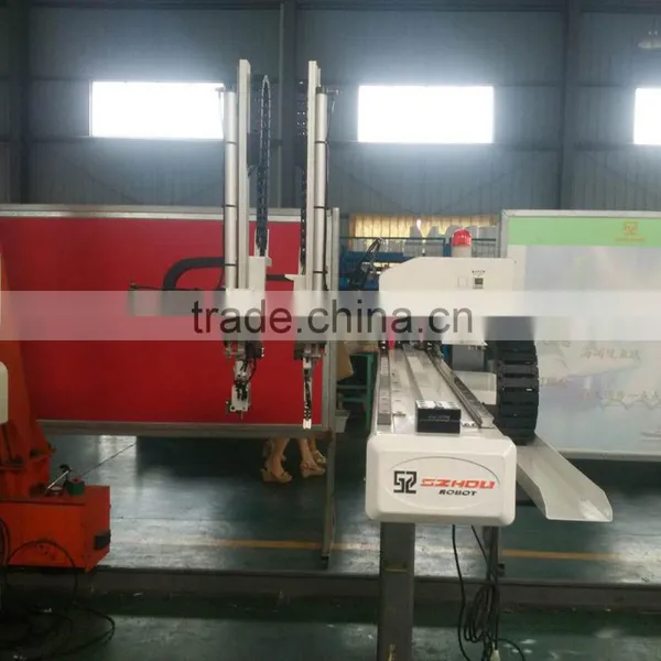 Industrial Automatic Robot Arm for Injection Molding Machine Szam1-750s photo-4