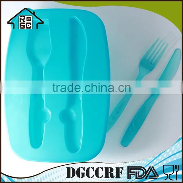 Microwave Safe Plastic 2 Compartments Lunch Box With Fork and Knife on Lid photo-5