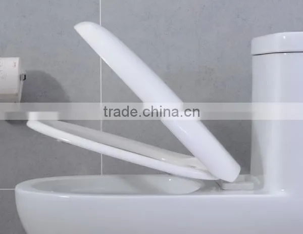 One Piece Ceramic Toilet Siphonic Closestool photo-2