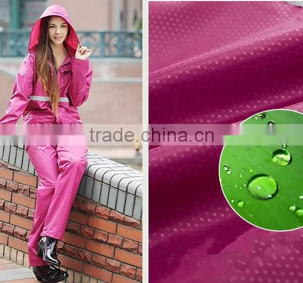 Fashion Outdoor Hood Raincoat With Reflective Stripe photo-3