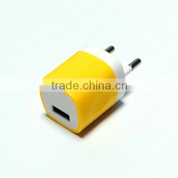 Universal Travel Adaptor With USB Charger Adaptor 5v 1a Charger photo-2