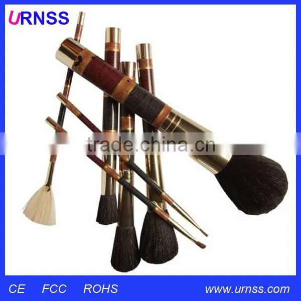Best Travel Custom Dispensing Powder Brushes Novelty Cosmetic Brush photo-3
