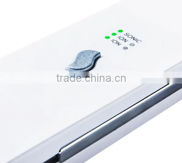 Handheld Iontophoresis Portable Beauty Equipment photo-3
