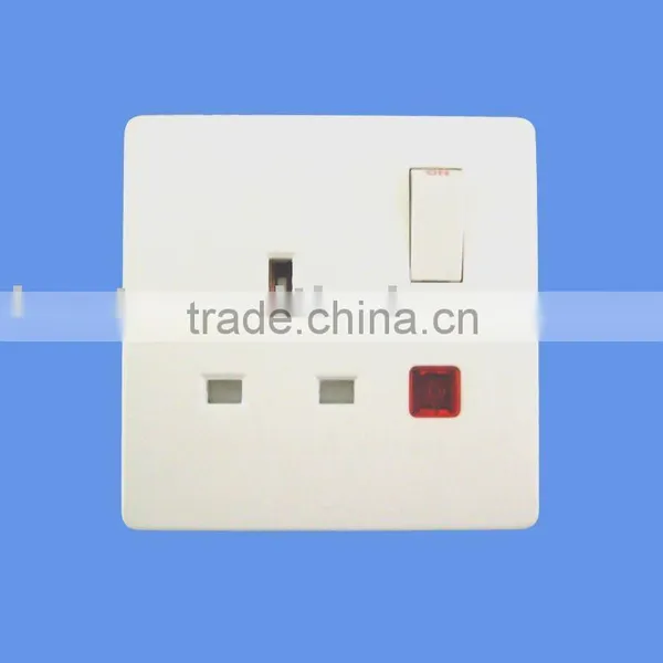 British Standard Switched Socket photo-2