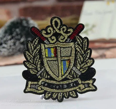 Golden Ventor Hot Selling Textile 3d Embroidery Patch for Hip Hop t Shirt photo-2