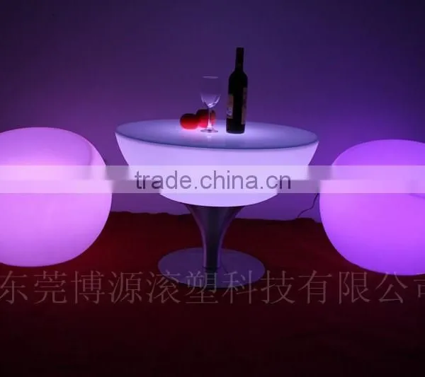 High Quality PE Plastic Led Table Lamp Led Cube Furniture Led Coffee Table photo-6