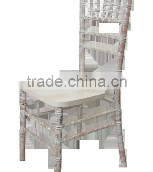 Мебельная компания из Циндао. Стойкие свадебные стулья Chiavari