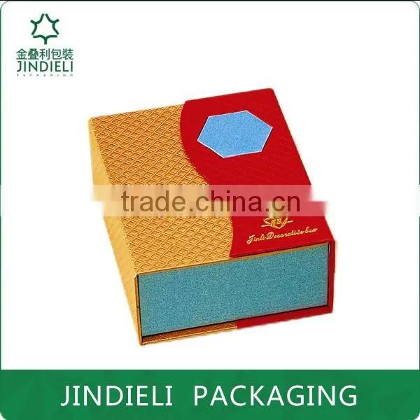 Middle East Paper Perfume Packaging Box With Ribbon Inside photo-2