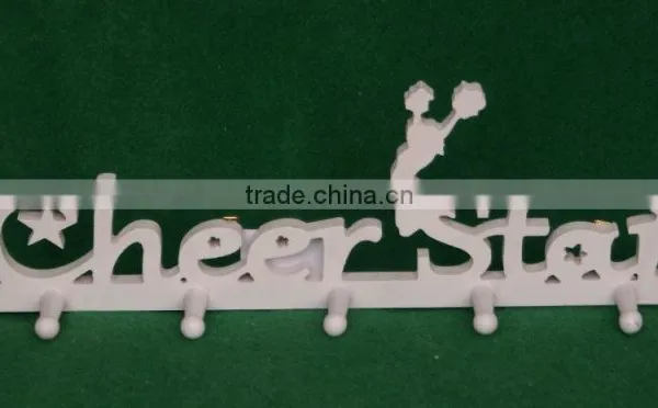 Custom Beautiful Different Designs of Closing Hanging Wooden Hook photo-3