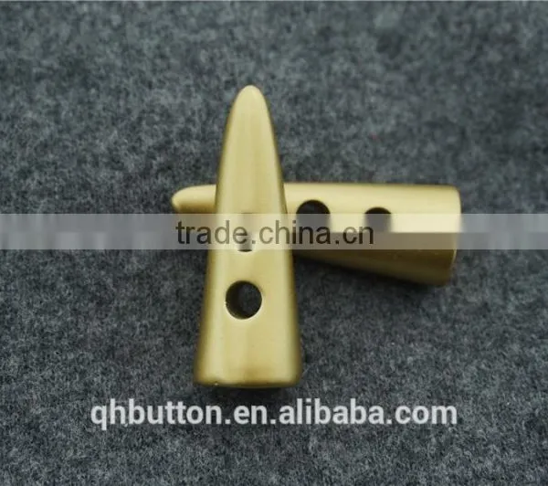 Chinese Gold Matt Horn Toggle Button for Clothing photo-3
