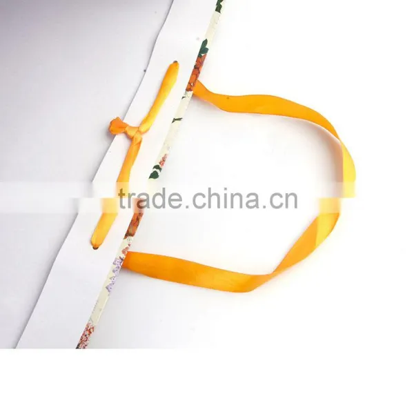 High Quality Embossing Gift Paper Bag photo-3
