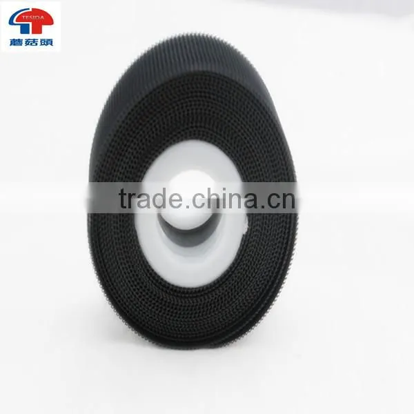 Manufacturer Supply Magic Tape Injection Molded Hook photo-3