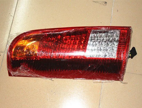Bus Rear Light China Bus Spare Parts Bus Rear Led Tail Lamp 3715-00169 Auto Taillights for ZK6129 ZK6127 Zk6122 photo-3