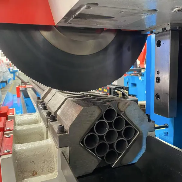 High-Performance 425CNC Metal Stainless Steel Aluminum Pipe Cutting Machine for Precision Accurancy With Saw Blade photo-2