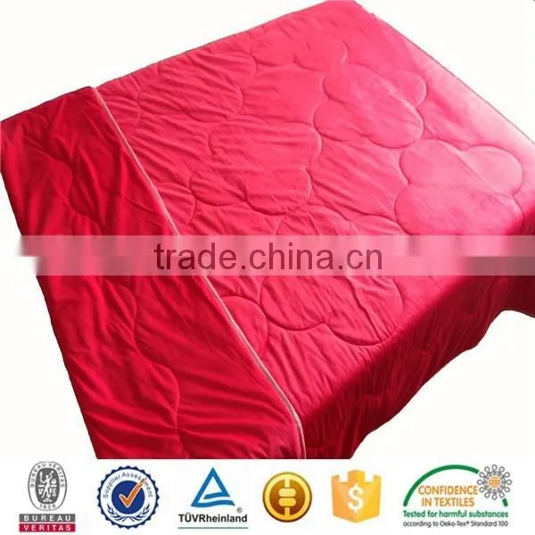 100%polyester Red Color Air Condition Quilt photo-4